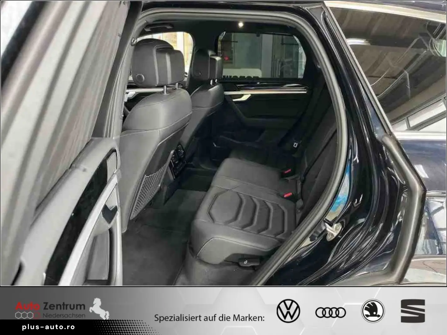 VW Touareg 3.0 V6 e-Hybrid Eleg    AZN-Förderung