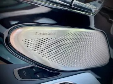 Aston Martin DB12 4.0 V8 Volante