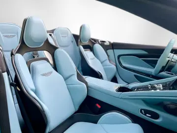 Aston Martin DB12 4.0 V8 Volante