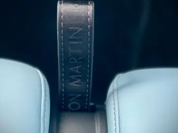 Aston Martin DB12 4.0 V8 Volante