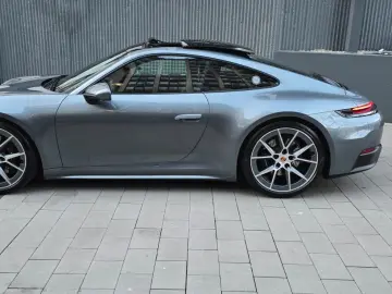 PORSCHE 992Carrera T