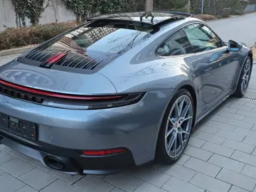 PORSCHE 992Carrera T