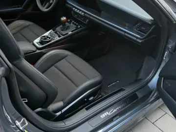 PORSCHE 992Carrera T