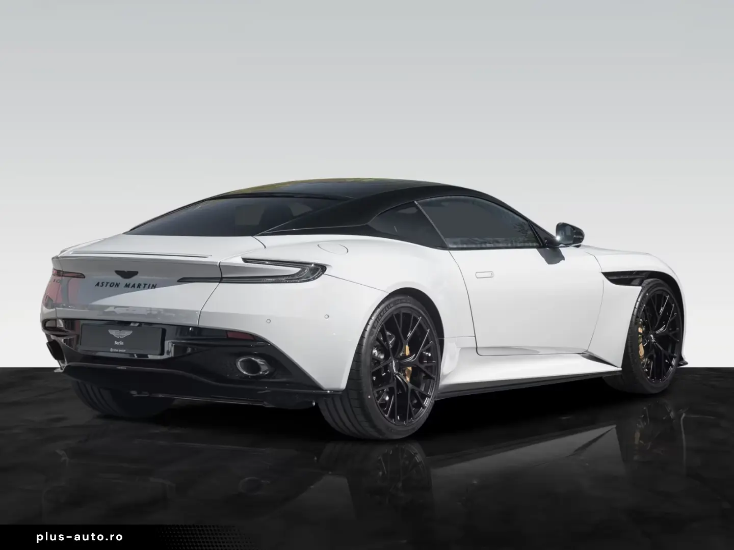 Aston Martin DB12   Panorama   Carbon Ceramic Brakes