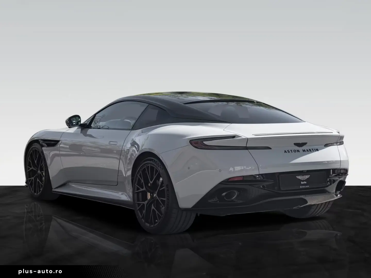 Aston Martin DB12   Panorama   Carbon Ceramic Brakes
