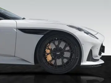 Aston Martin DB12   Panorama   Carbon Ceramic Brakes