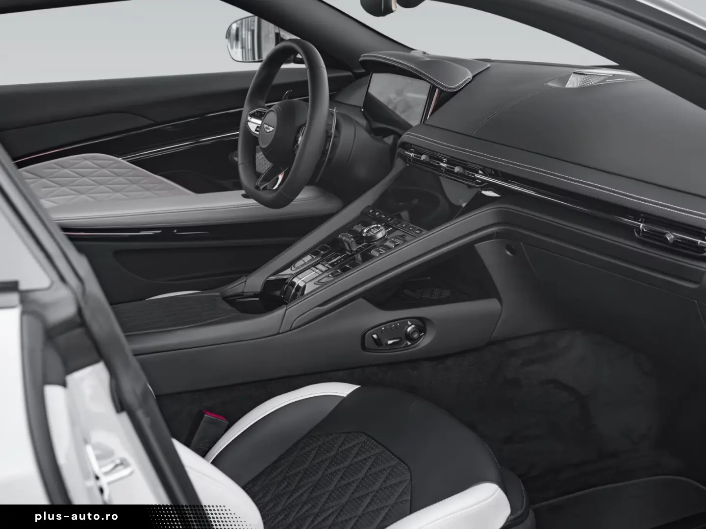 Aston Martin DB12   Panorama   Carbon Ceramic Brakes