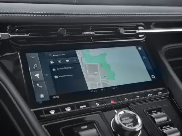 Aston Martin DB12   Panorama   Carbon Ceramic Brakes