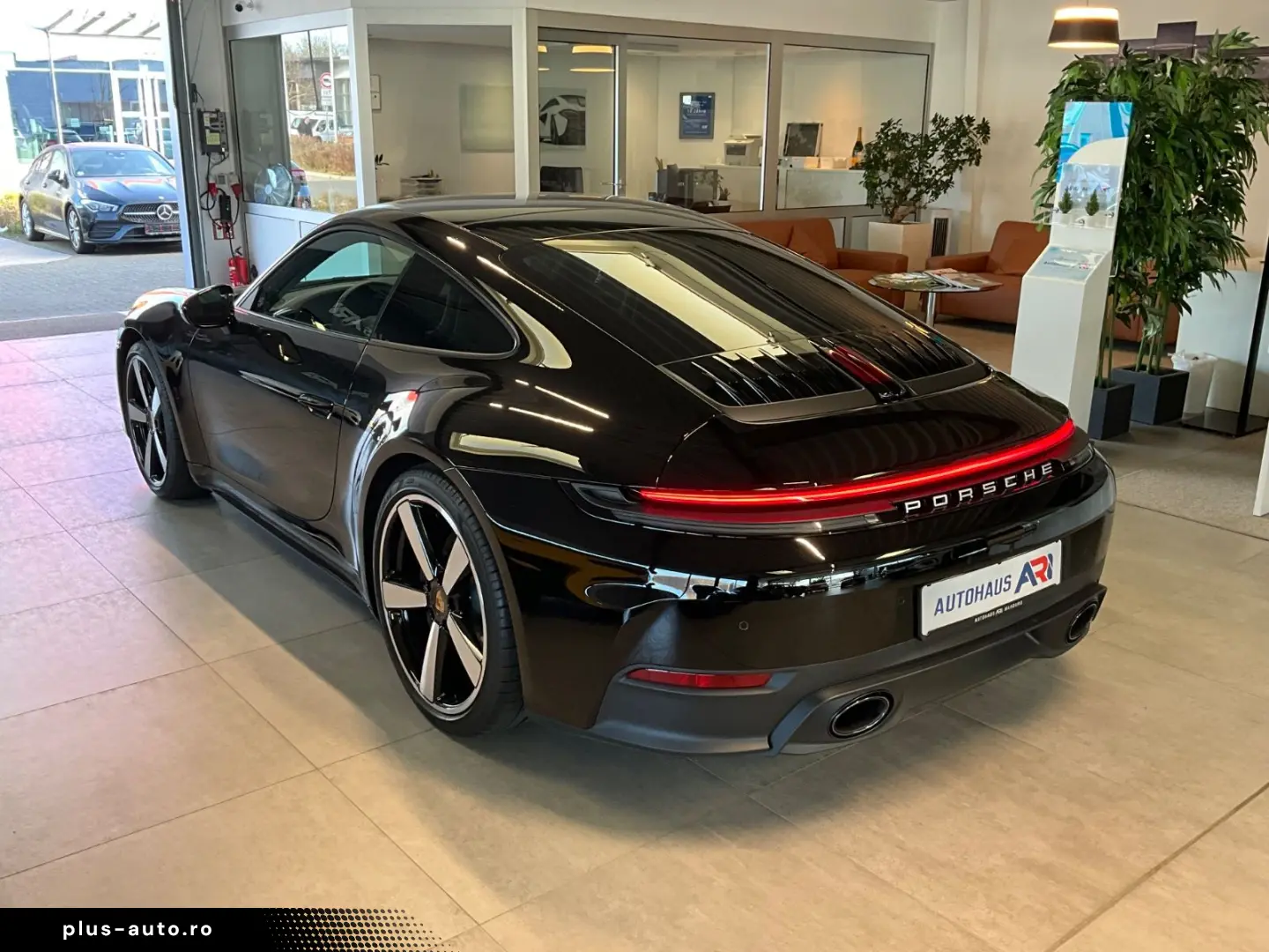 PORSCHE 911 992 Carrera