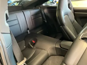 PORSCHE 911 992 Carrera