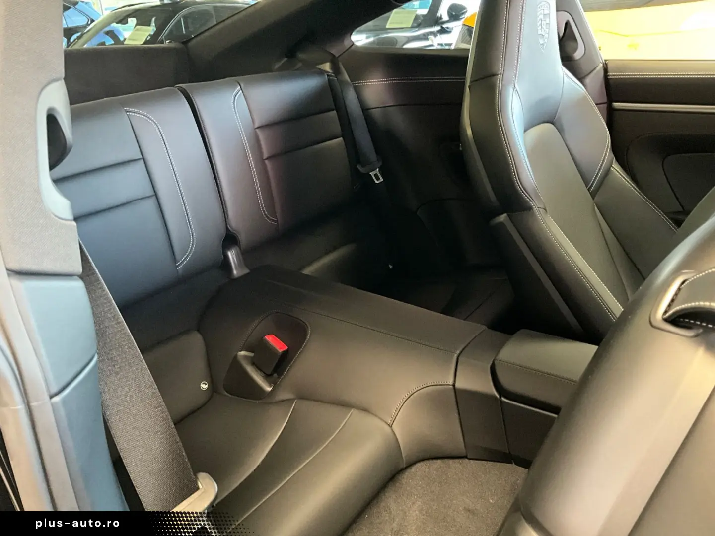 PORSCHE 911 992 Carrera