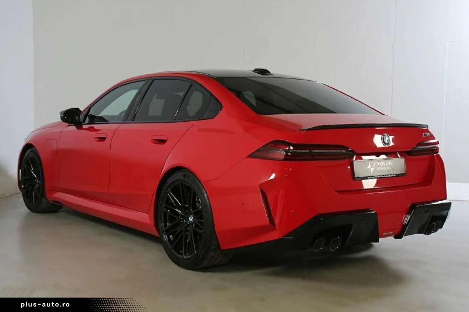 BMW M5 Individual NP161000 Rosso Corsa ACC Carbon B&W