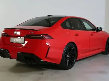 BMW M5 Individual NP161000 Rosso Corsa ACC Carbon B&W