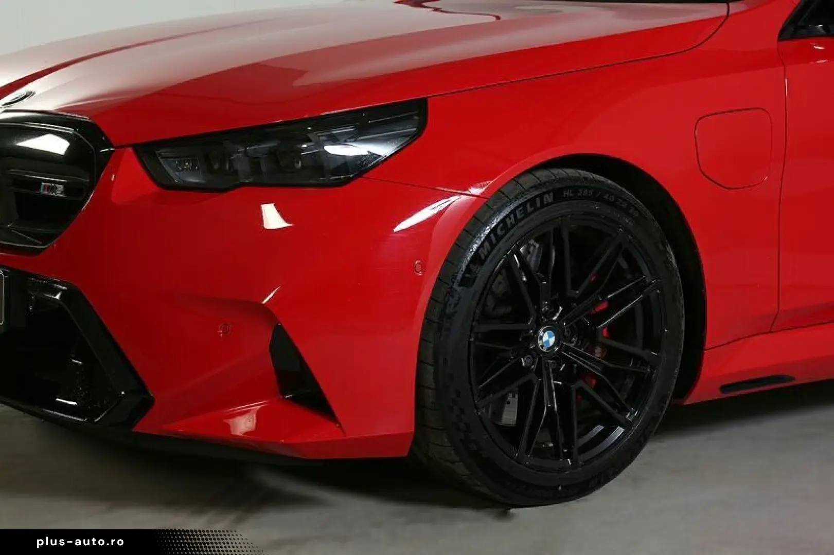 BMW M5 Individual NP161000 Rosso Corsa ACC Carbon B&W