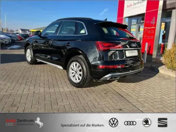 AUDI Q5 TFSIe quat S tron S line    AZN-Förderung