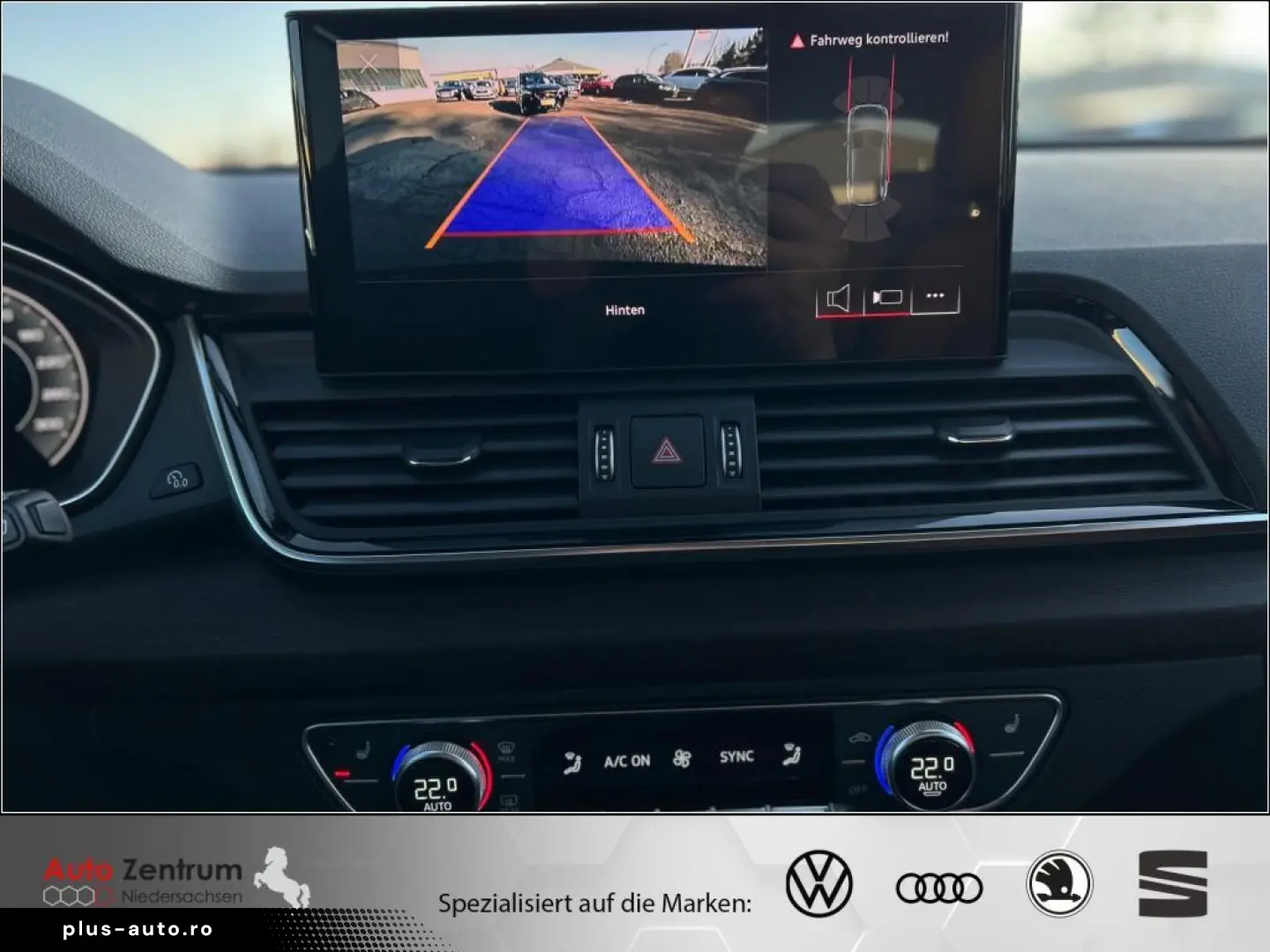 AUDI Q5 TFSIe quat S tron S line    AZN-Förderung