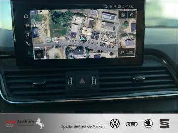 AUDI Q5 TFSIe quat S tron S line    AZN-Förderung