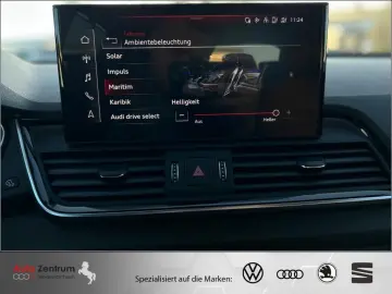 AUDI Q5 TFSIe quat S tron S line    AZN-Förderung