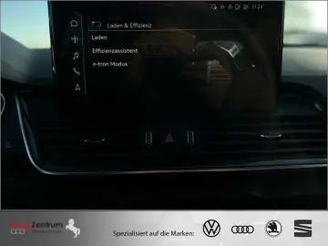 AUDI Q5 TFSIe quat S tron S line    AZN-Förderung