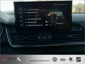 AUDI Q5 TFSIe quat S tron S line    AZN-Förderung