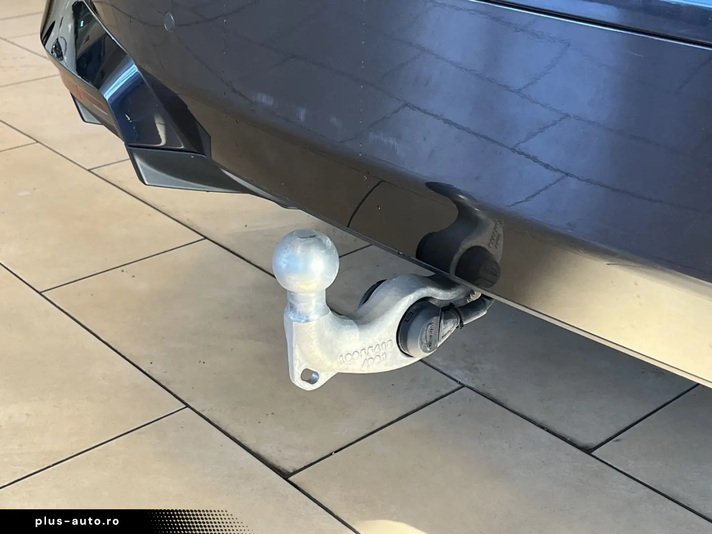 BMW iX 40 xDrive ACC HUD 360 AHK Leder HiFiSound WMP