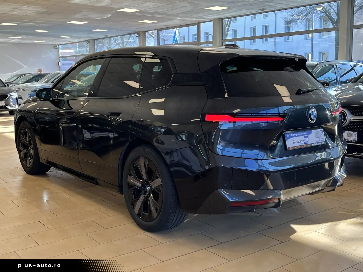 BMW iX 40 xDrive ACC HUD 360 AHK Leder HiFiSound WMP