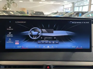BMW iX 40 xDrive ACC HUD 360 AHK Leder HiFiSound WMP