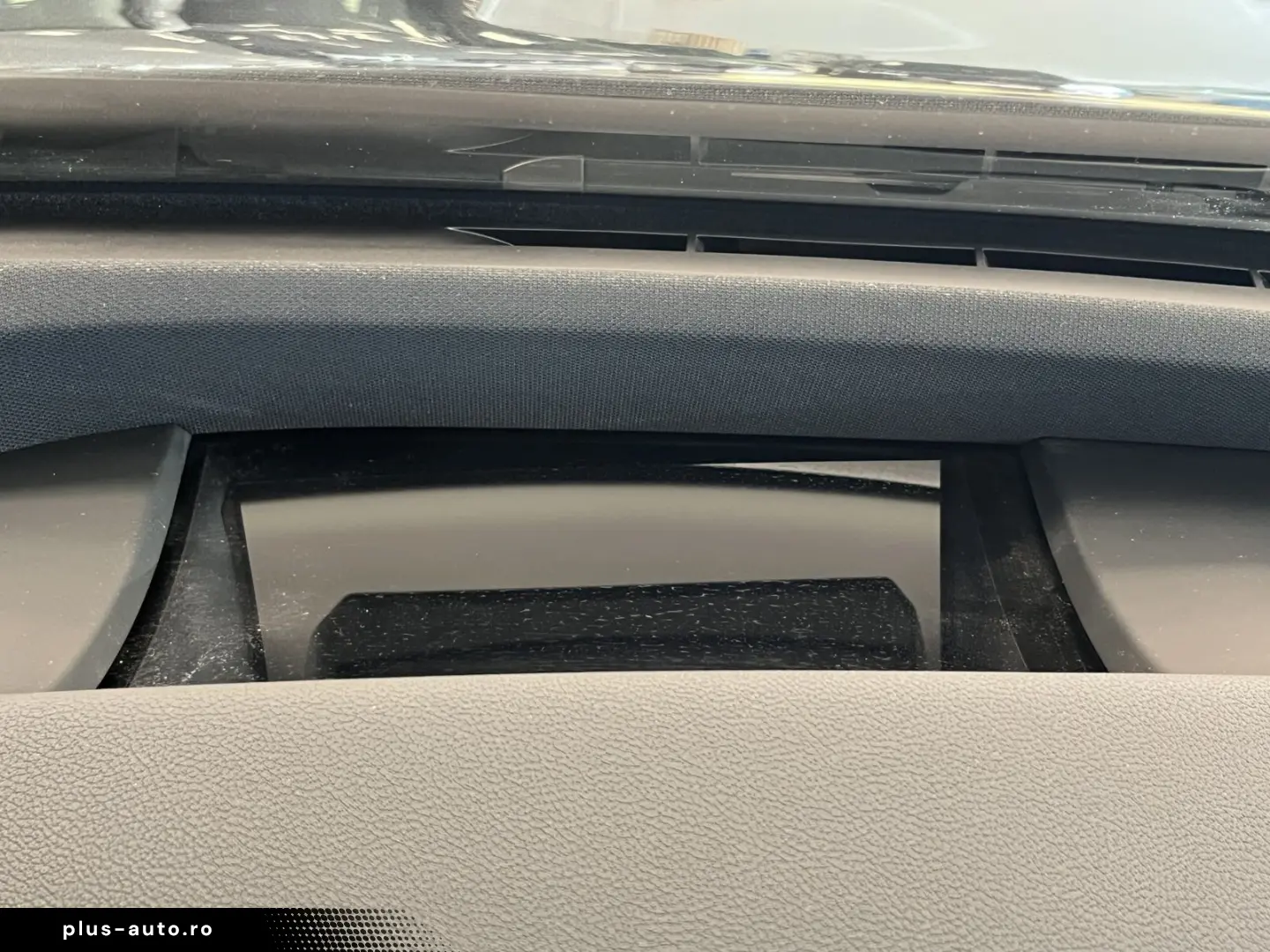 BMW iX 40 xDrive ACC HUD 360 AHK Leder HiFiSound WMP