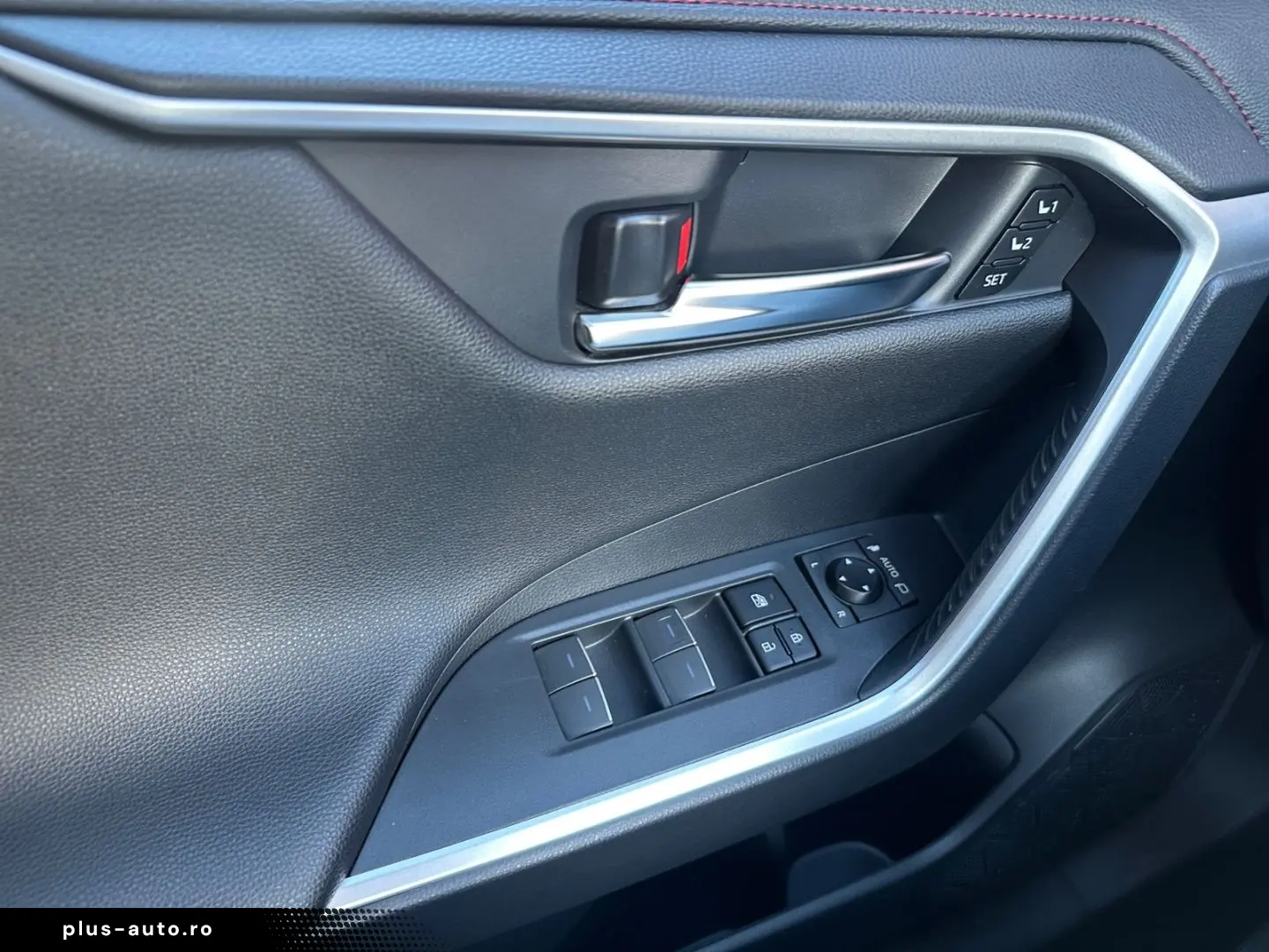 TOYOTA RAV 4 Plug-in-Hybrid Technik- & Style Paket  Pan