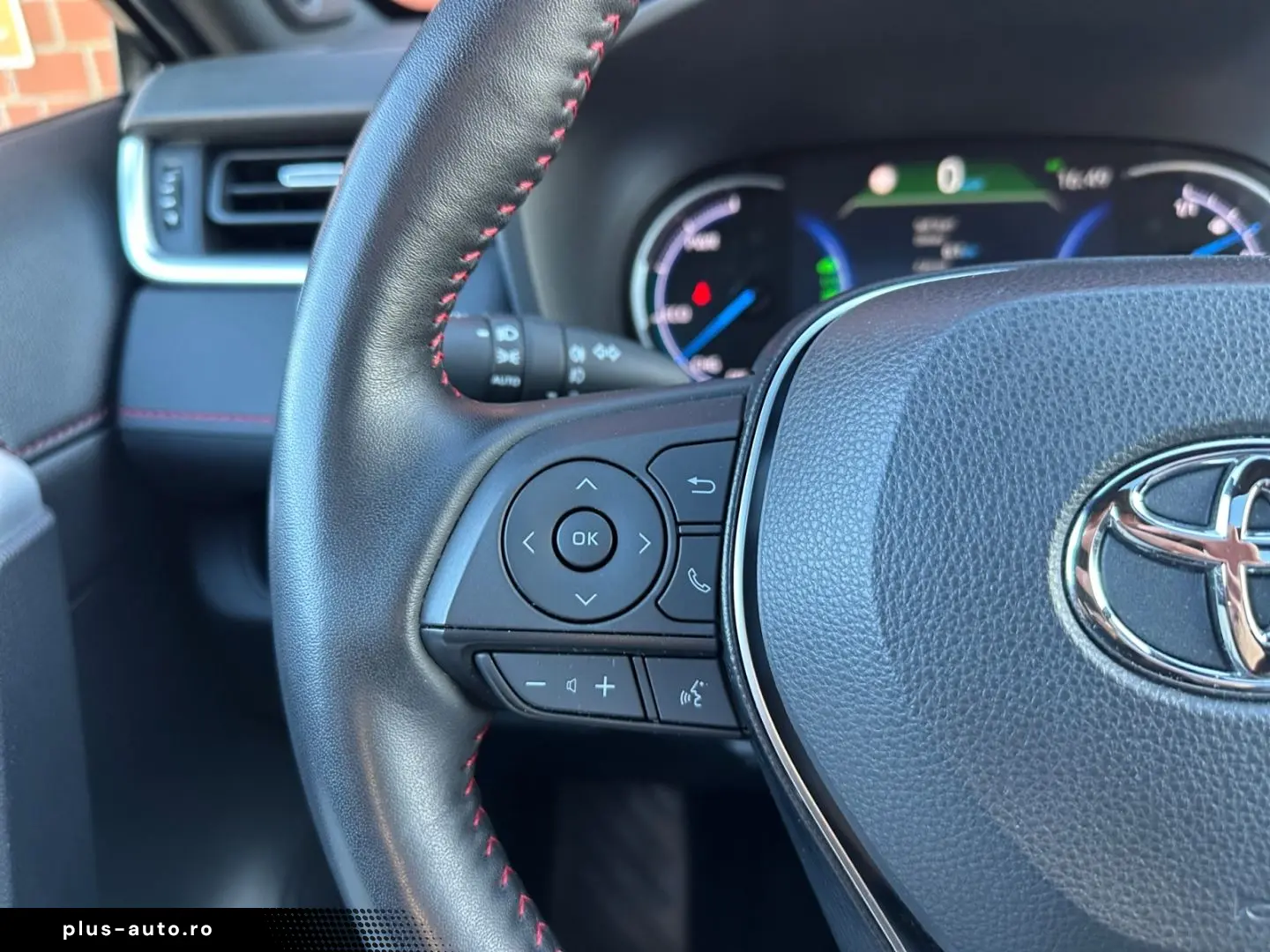 TOYOTA RAV 4 Plug-in-Hybrid Technik- & Style Paket  Pan