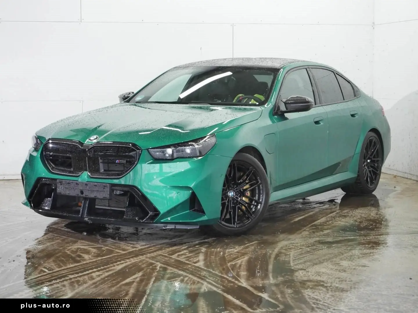 BMW M5 Limousine  Keramik-Bremse  Sitzbelüftung  Bow