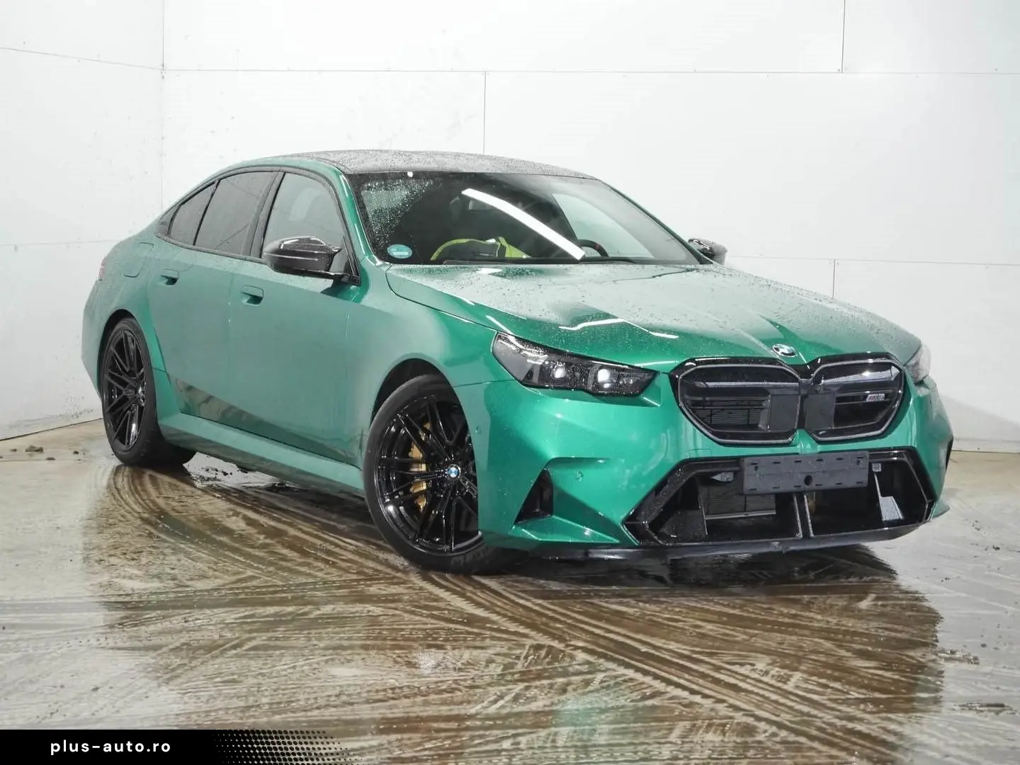 BMW M5 Limousine  Keramik-Bremse  Sitzbelüftung  Bow