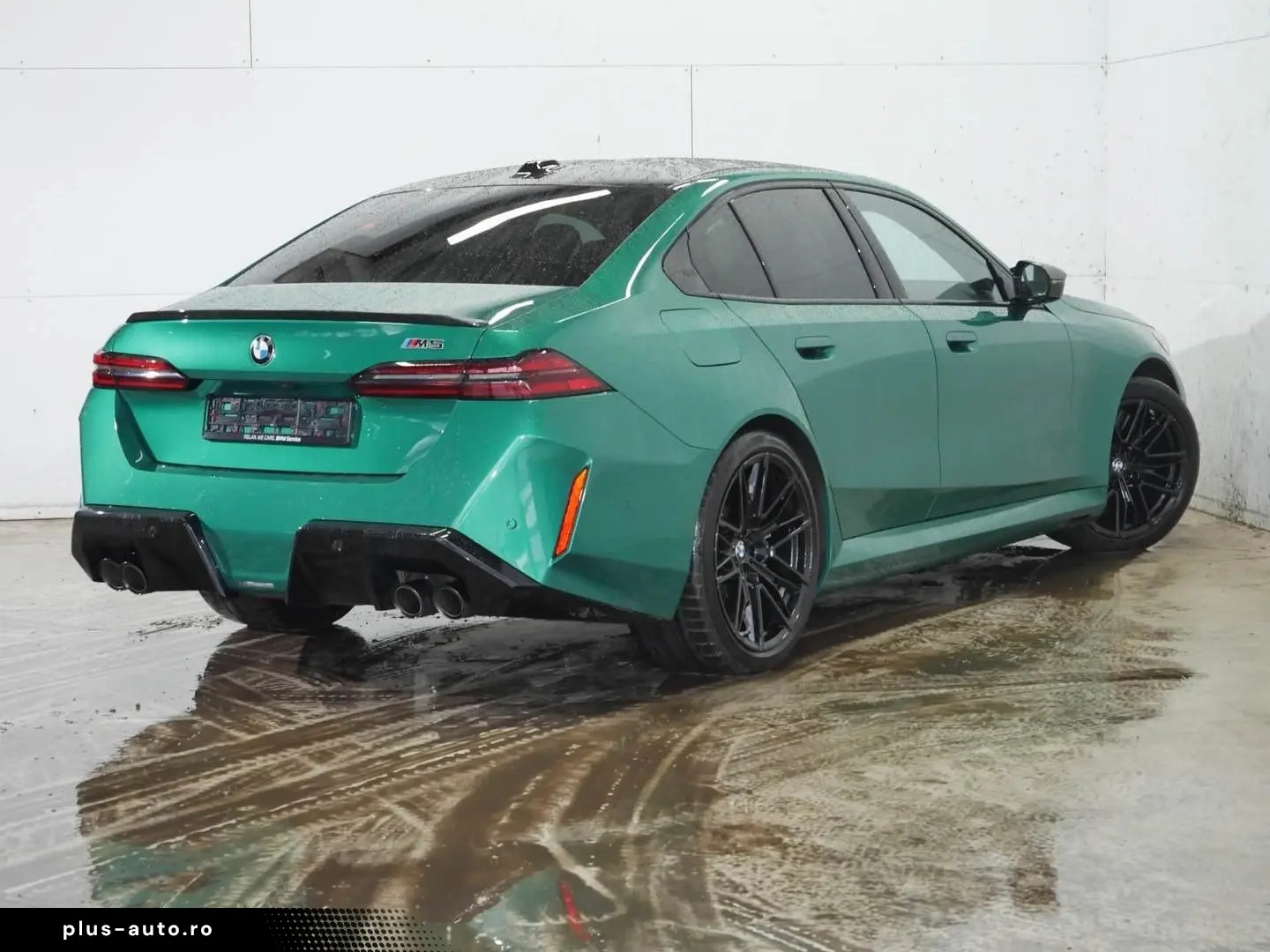 BMW M5 Limousine  Keramik-Bremse  Sitzbelüftung  Bow