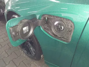 BMW M5 Limousine  Keramik-Bremse  Sitzbelüftung  Bow