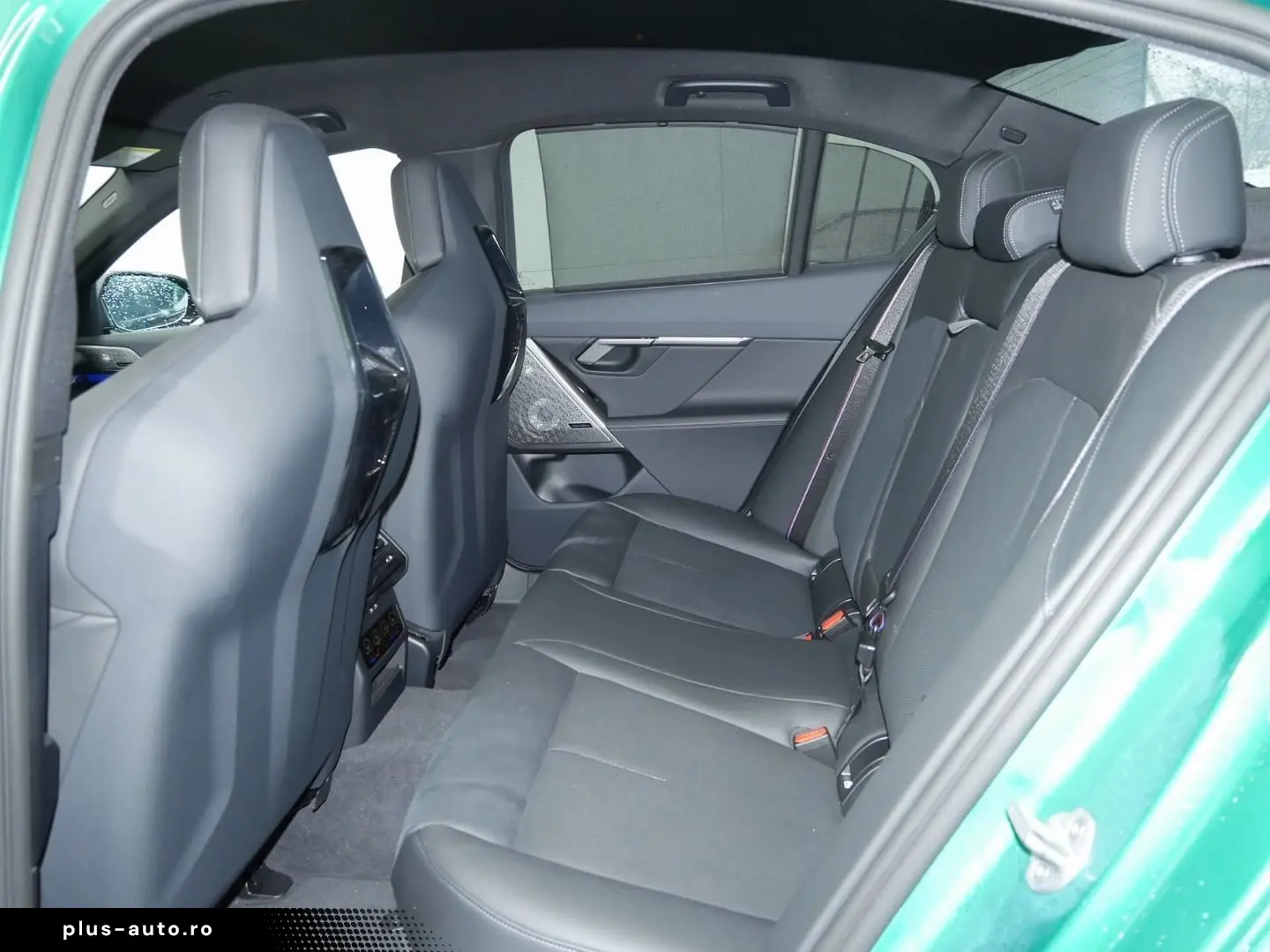 BMW M5 Limousine  Keramik-Bremse  Sitzbelüftung  Bow