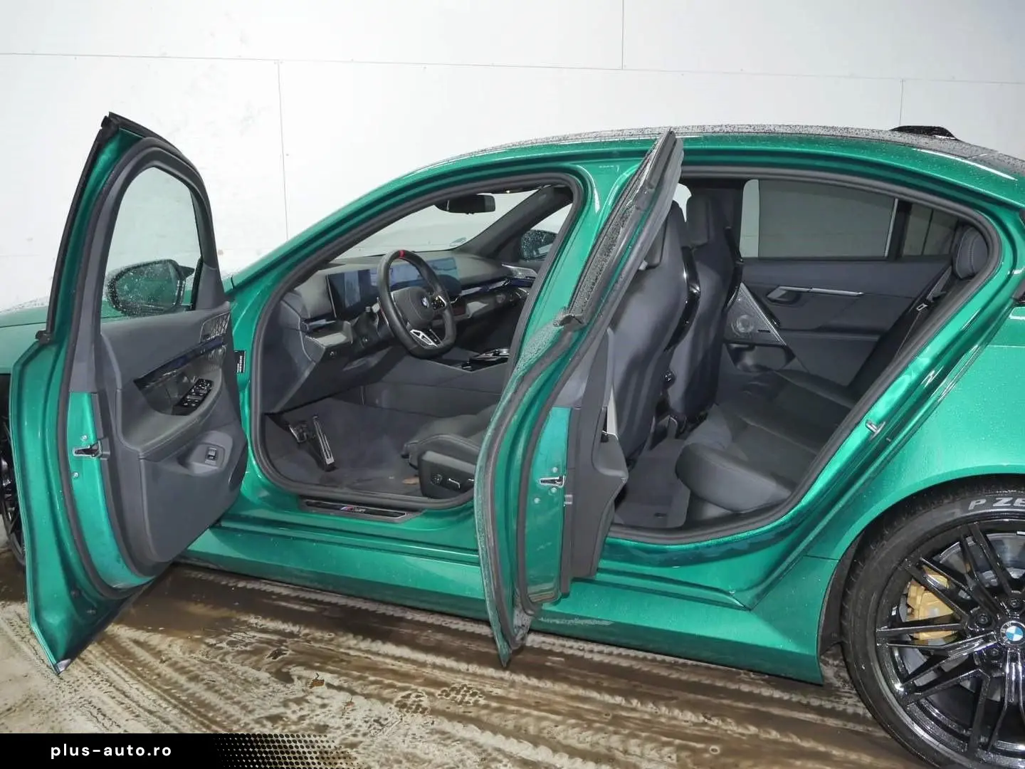 BMW M5 Limousine  Keramik-Bremse  Sitzbelüftung  Bow