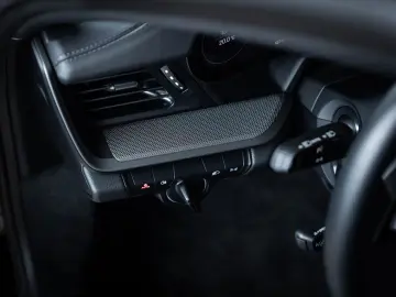 PORSCHE 992 911 CarreraS