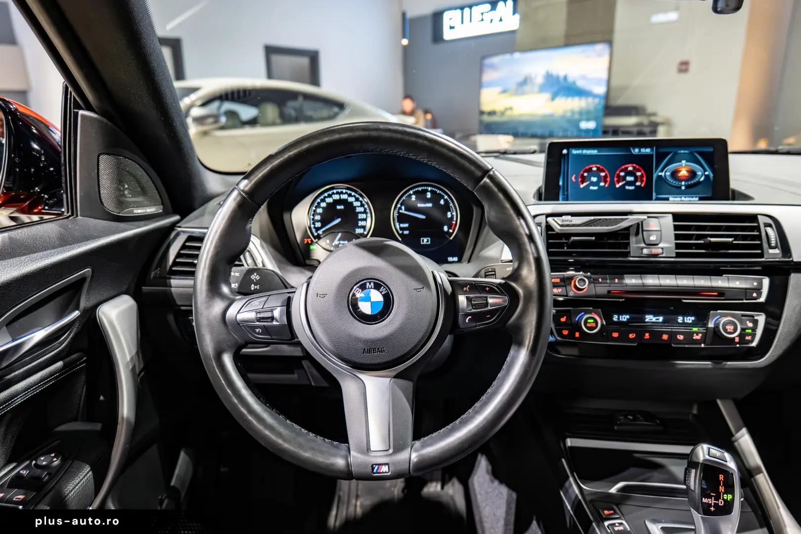 BMW Seria 2 220d xDrive AT Luxury Line