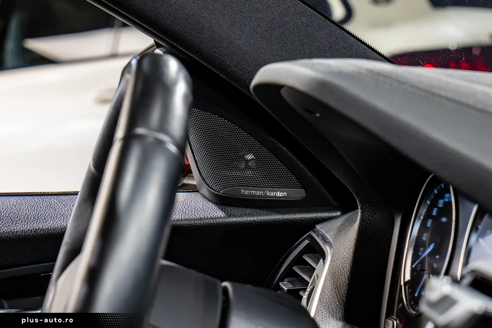 BMW Seria 2 220d xDrive AT Luxury Line