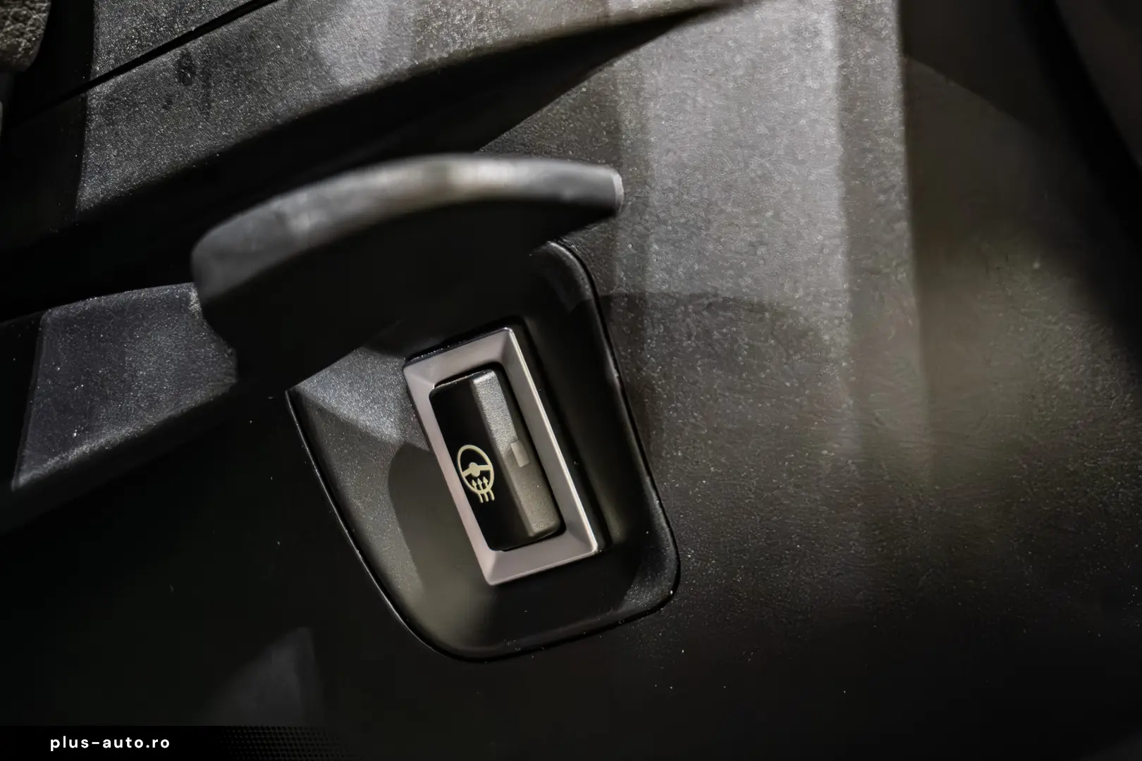 BMW Seria 2 220d xDrive AT Luxury Line