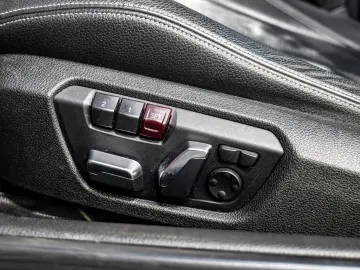 BMW Seria 2 220d xDrive AT Luxury Line