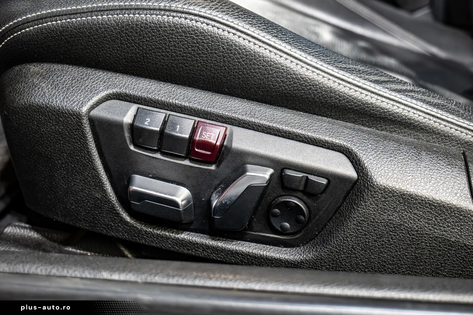 BMW Seria 2 220d xDrive AT Luxury Line