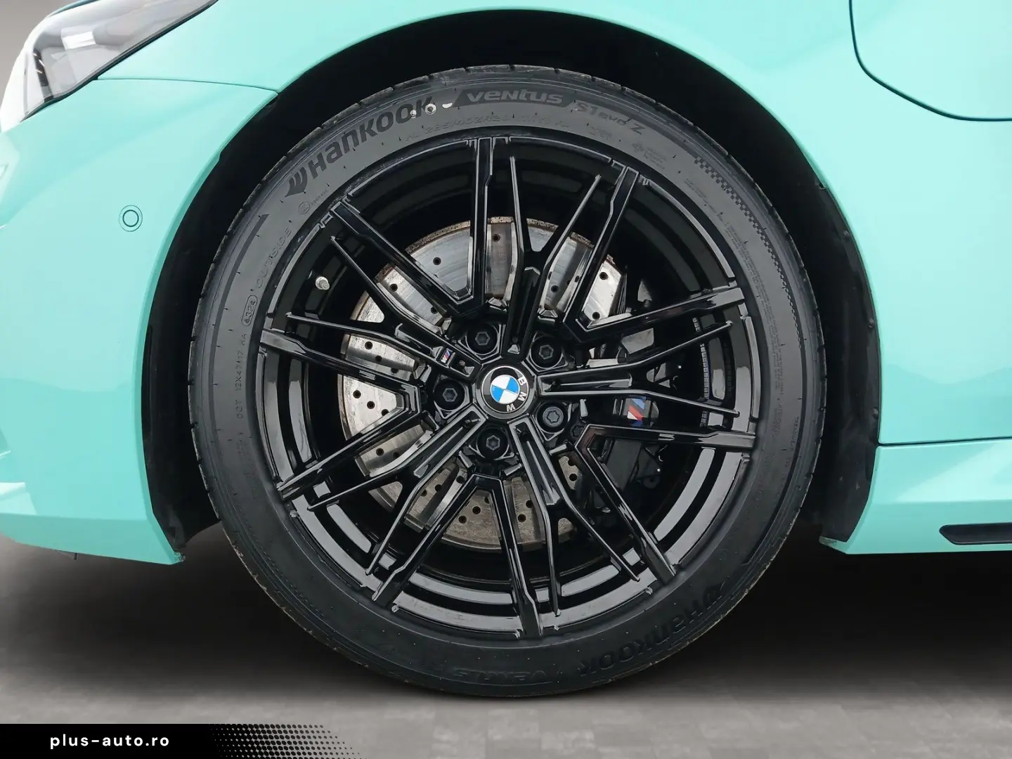 BMW M5 Limousine Carbon INDIVIDUAL. B&W