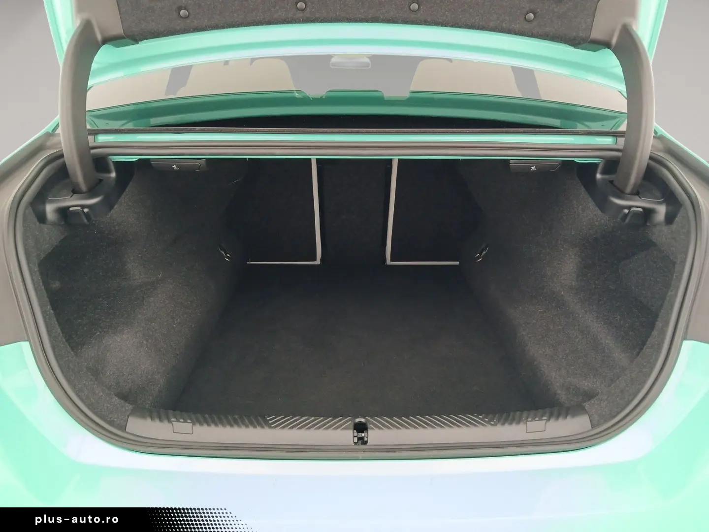 BMW M5 Limousine Carbon INDIVIDUAL. B&W