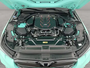 BMW M5 Limousine Carbon INDIVIDUAL. B&W