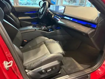 BMW M5 Plug-In Hybrid xDrive M Drivers Package IMOLA ROT 2