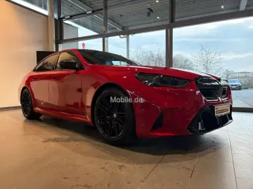 BMW M5 Plug-In Hybrid xDrive M Drivers Package IMOLA ROT 2