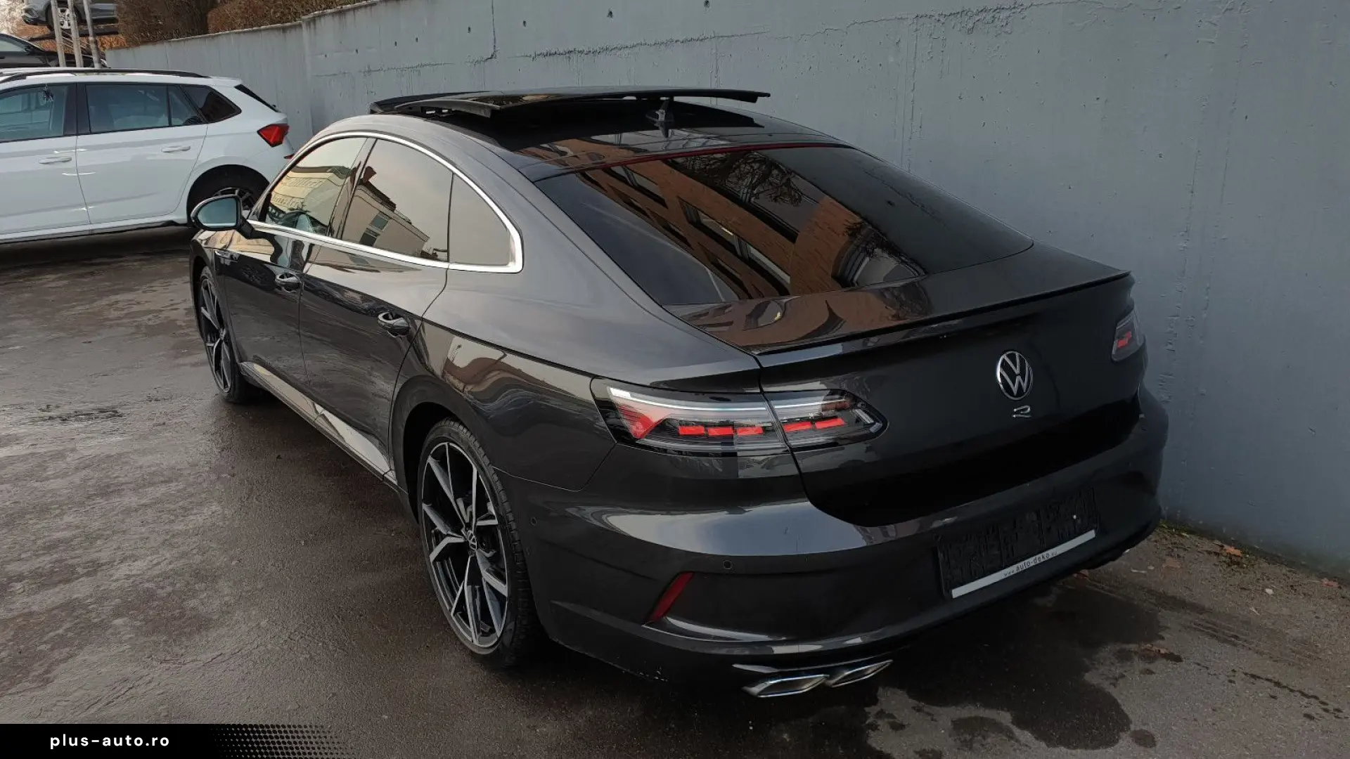 VW Arteon R 4M DSG Pano Leder ACC DCC 360  HUD 20