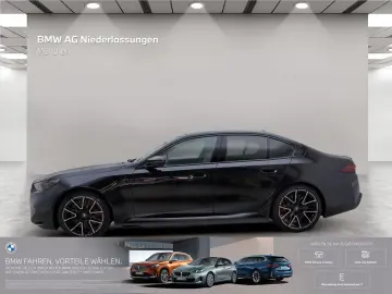 BMW M5 Limousine   Sound sistem PanoDach