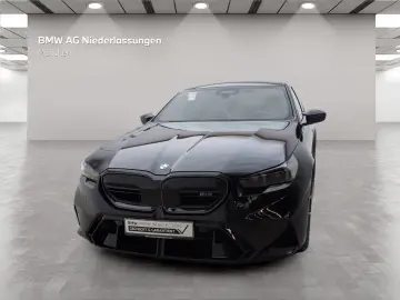 BMW M5 Limousine   Sound sistem PanoDach
